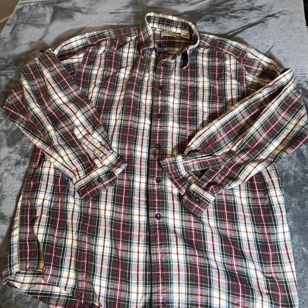 L.L. Bean Red and‎ Green Casual Button Down Shirt made in Canada